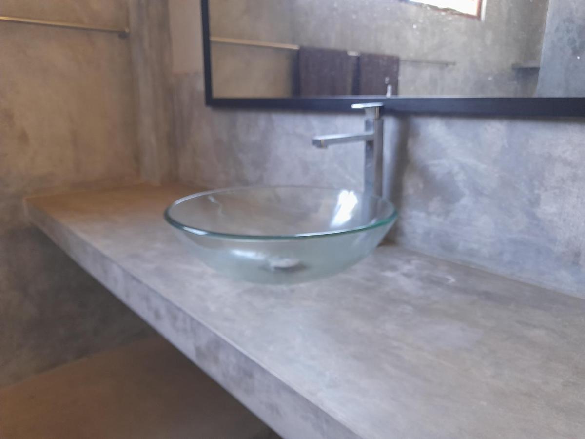 فندق Mealanie'S House أونا واتونا المظهر الخارجي الصورة