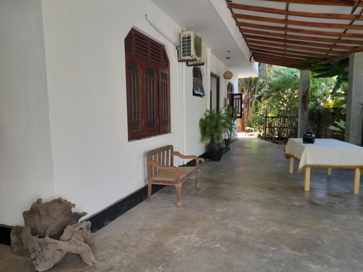 فندق Mealanie'S House أونا واتونا المظهر الخارجي الصورة